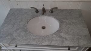 Plumbing services: faucet installation